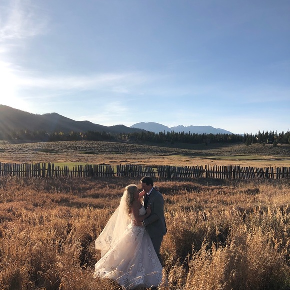 Wedding dress, Isabelle Armstrong - Picture 6 of 10